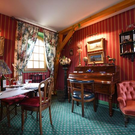 Le Val Clos, Appartement Dans Une Maison De Maitre 19E Tanlay Eksteriør billede