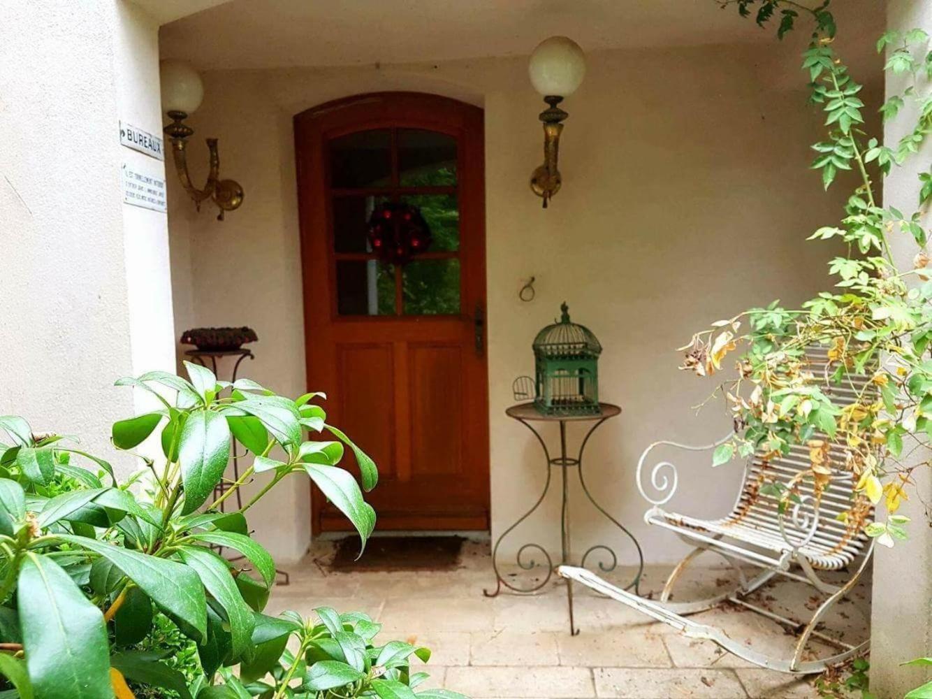 Le Val Clos, Appartement Dans Une Maison De Maitre 19E Tanlay Eksteriør billede